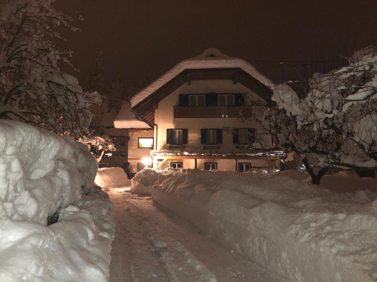 Gaestehaus Rader 魏斯布里阿赫 外观 照片